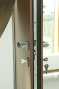 Porte d'entrée aluminium - Menuiserie Bouvet Porte d'entrée aluminium - Menuiserie Bouvet
